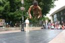 Main a main, portees, acrobatie  002 * 3504 x 2336 * (2.89MB)